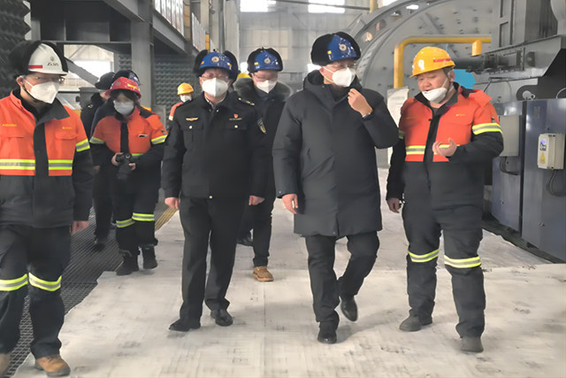 嫩江市政府检查组深入多宝山铜业督导检查矿山安全生产工作