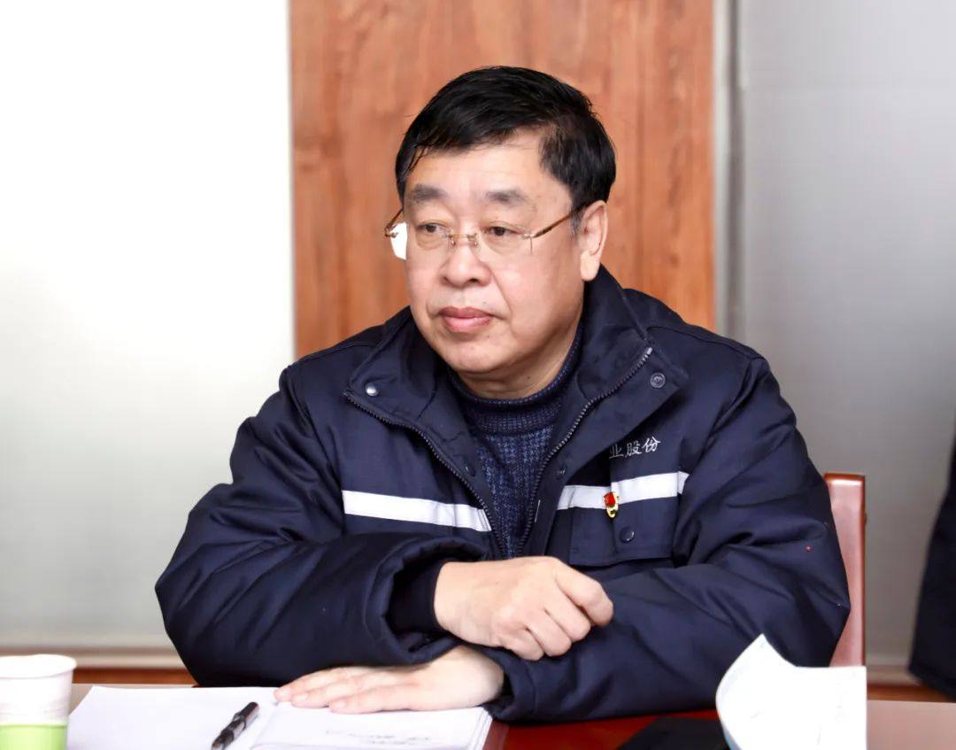 宏跃集团公司领导于恩沅到电解锌厂、硫酸厂调研指导工作