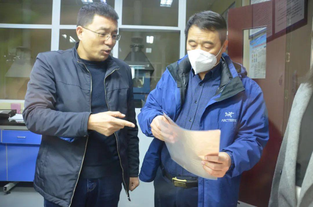 省商务厅宋玉星处长一行到朝辉公司参观调研
