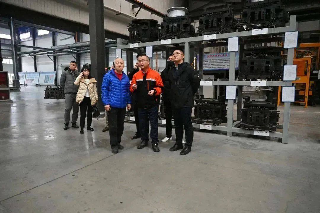 五矿铝业有限公司总经理王学军一行到吉利百矿集团考察交流