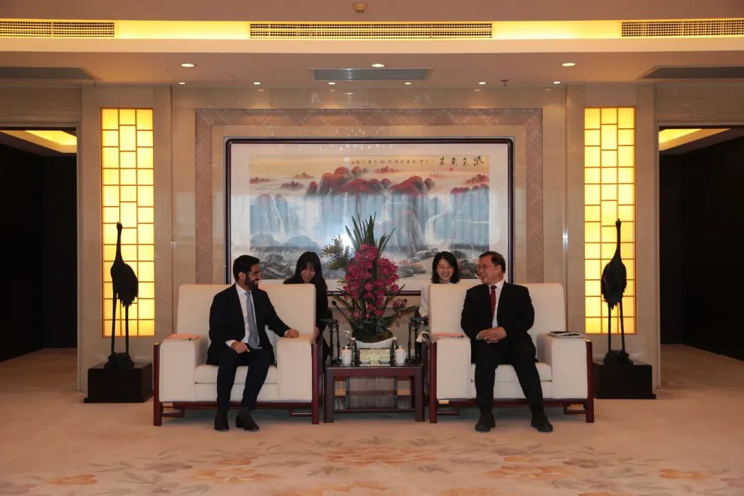 中国有色集团奚正平董事长会见沙特工业投资公司首席执行官拉伊德·阿尔拉耶斯一行