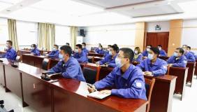 東興鋁業公司工會開展工會業務知識培訓