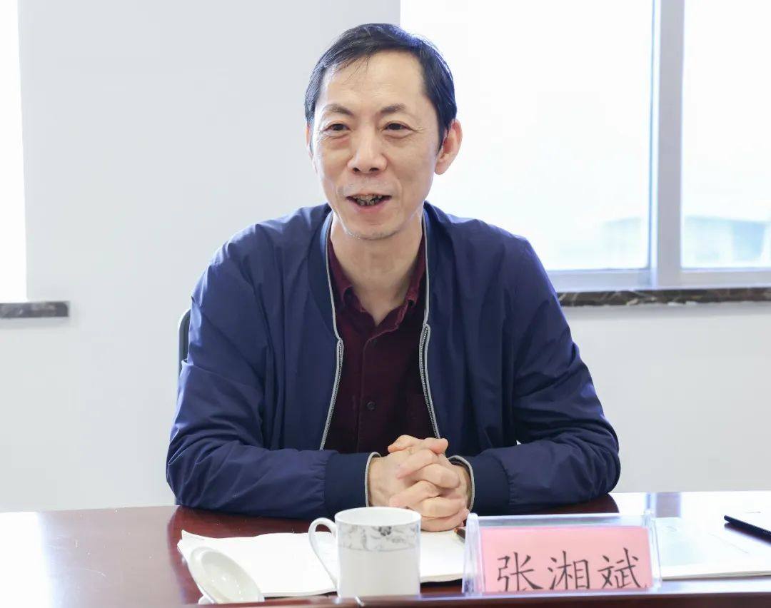 中国有色金属报社社长张湘斌到华锡集团交流