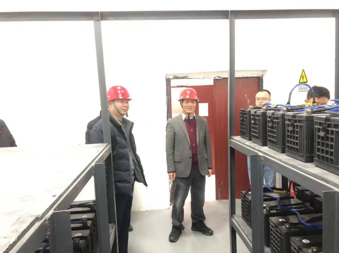 旗能电铝崔德建、李永强分别带队开展安全生产检查