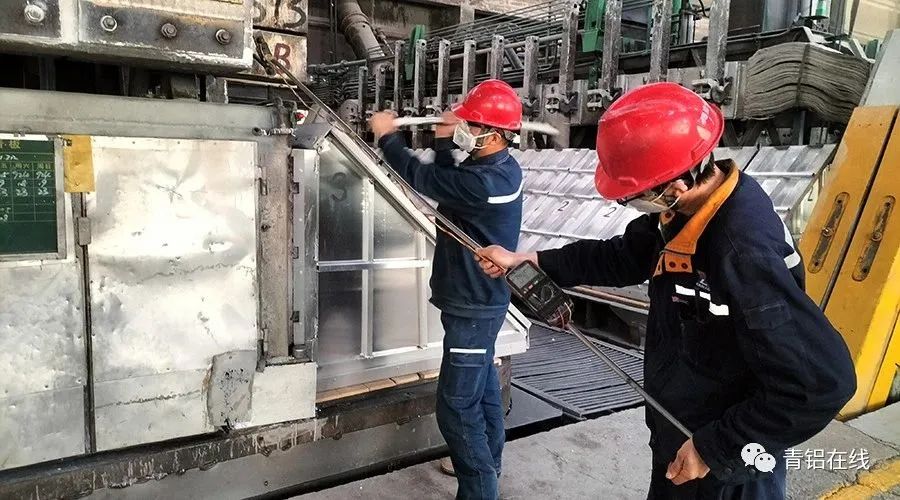 中鋁青海分公司電解生產二部降低節點壓降再發力