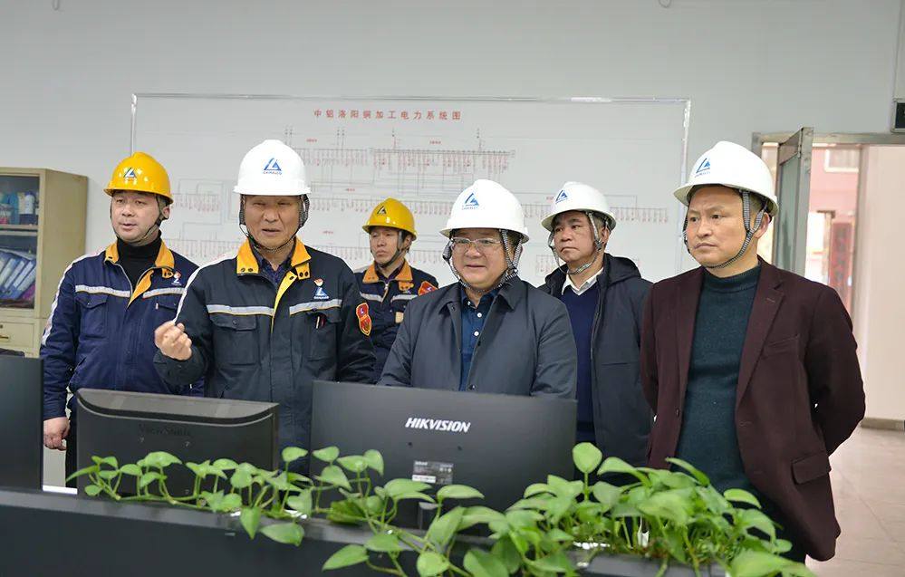 江西省贵溪市市长潘磊一行莅临洛阳铜加工考察交流
