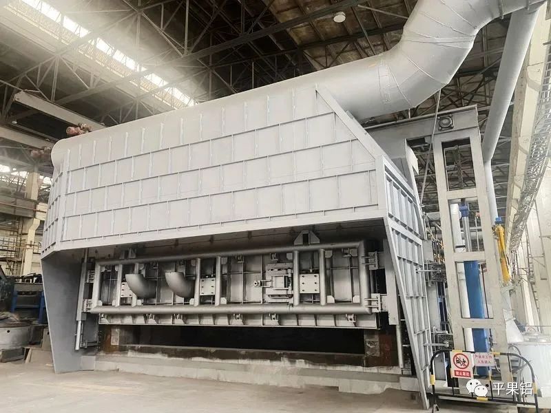 廣西華磊新材料有限公司電解鋁廠1號保持爐改造試生產點火一次性成功