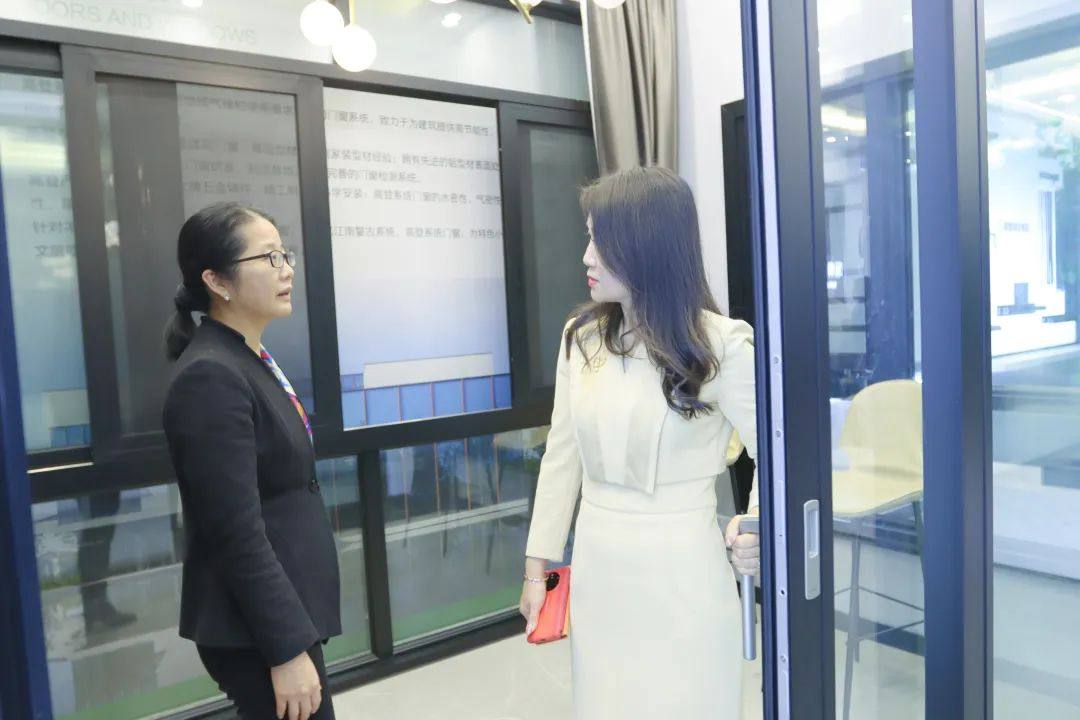 肇庆市商务局领导莅临广东高登铝业有限公司调研指导