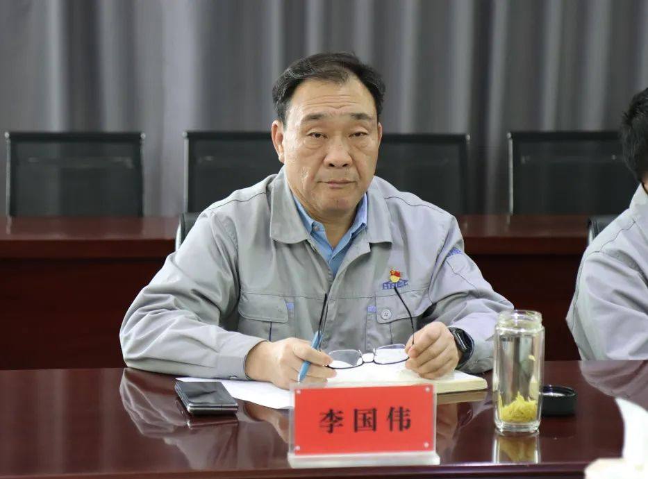 三門峽戴卡公司召開3月份安全環保辦公會
