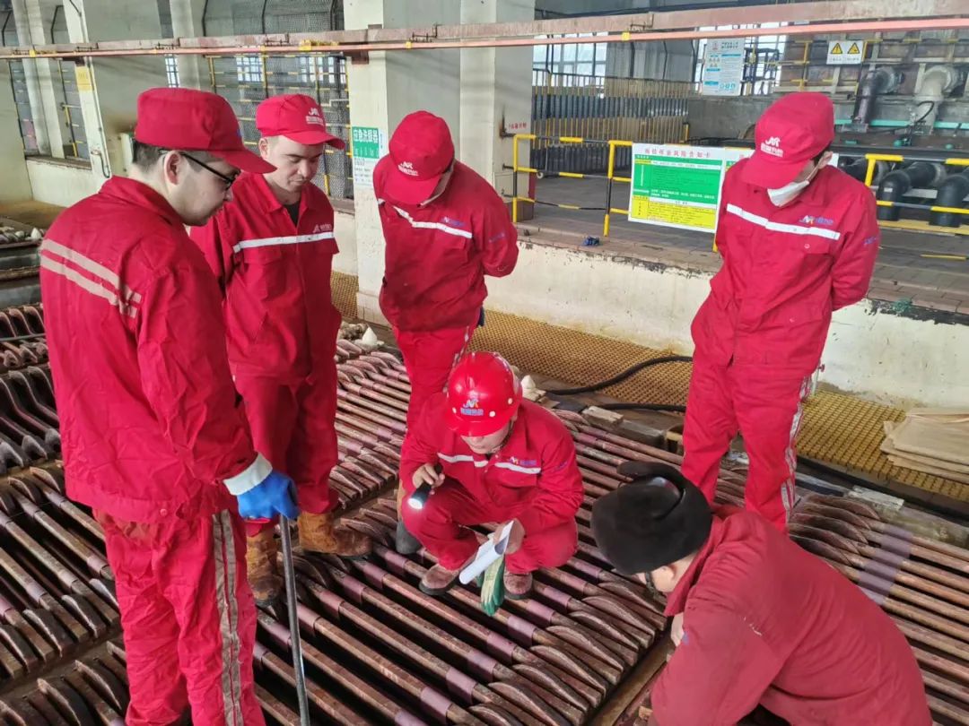 新疆五鑫铜业有限责任公司开展现场工艺培训 提升员工操作技能