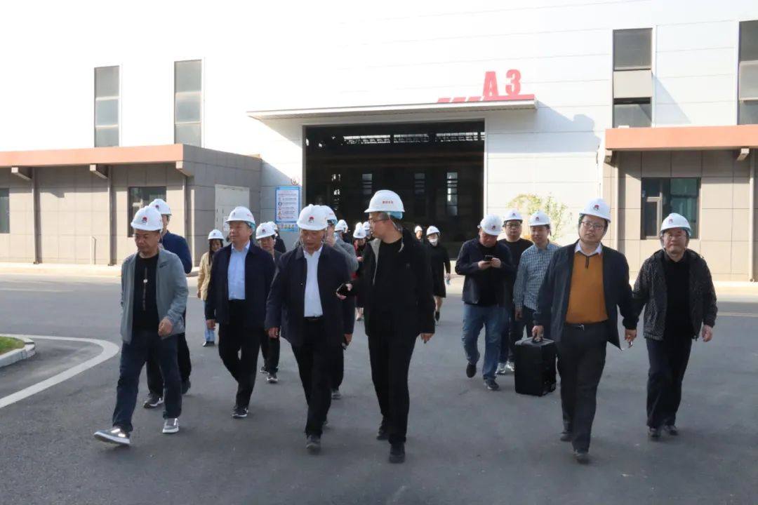 回郭镇观摩团一行到明泰铝业观摩指导