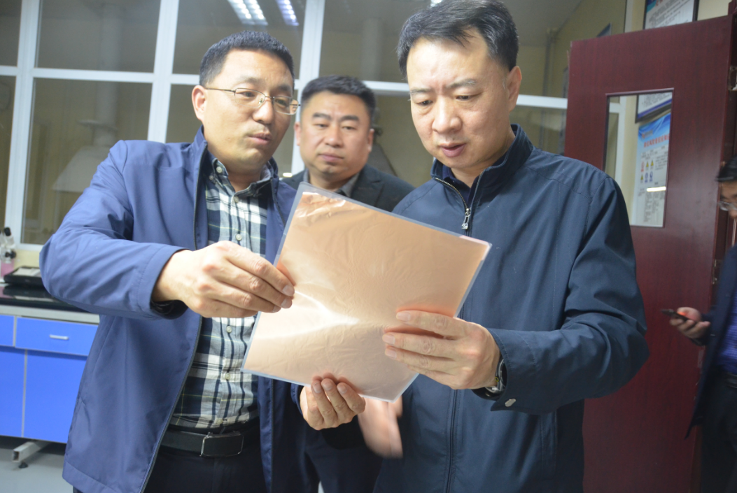三门峡市税务局副局长赵旸到朝辉公司参观调研