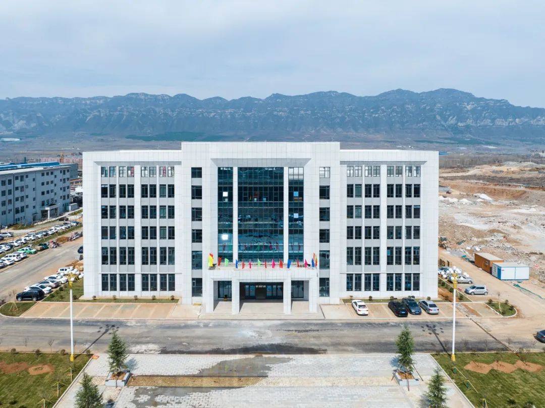 金利集团金锌公司科研楼建成投用