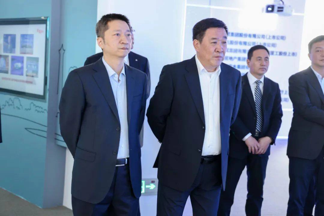 金川集團與廈門國貿控股集團籤署戰略合作協議