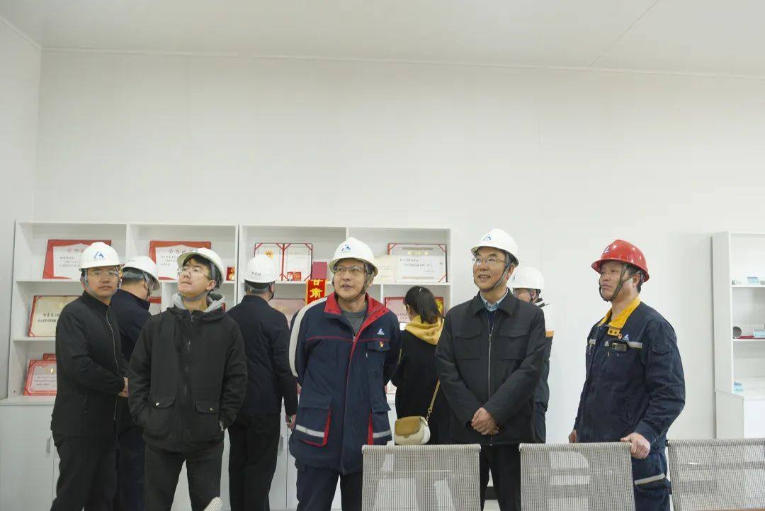 省安委会到西北铝开展督导检查