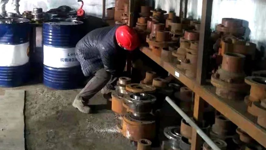 宏跃集团铅锌厂供料作业区清仓利库抓得实