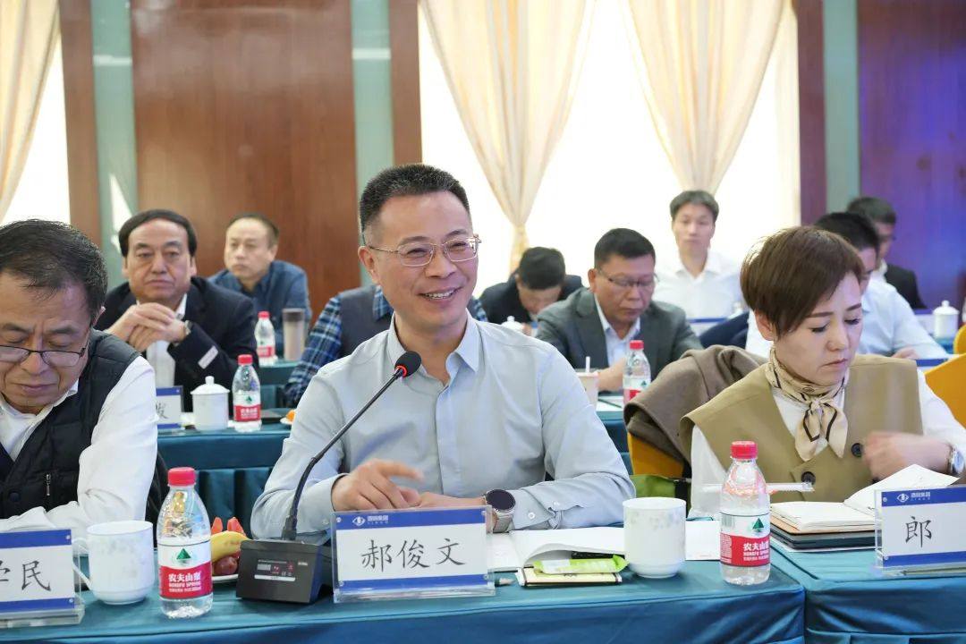 东兴铝业公司成功举办铝产业融合创新论坛