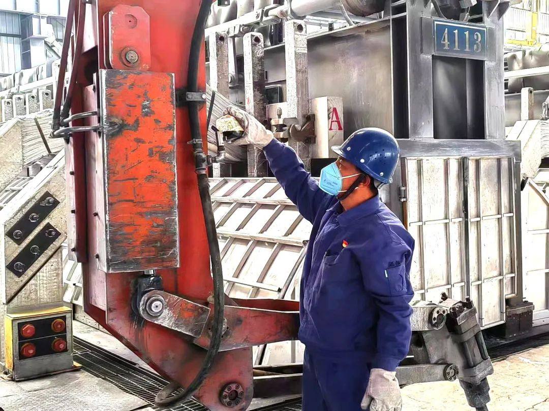 东兴铝业公司各单位扎实推进春检工作