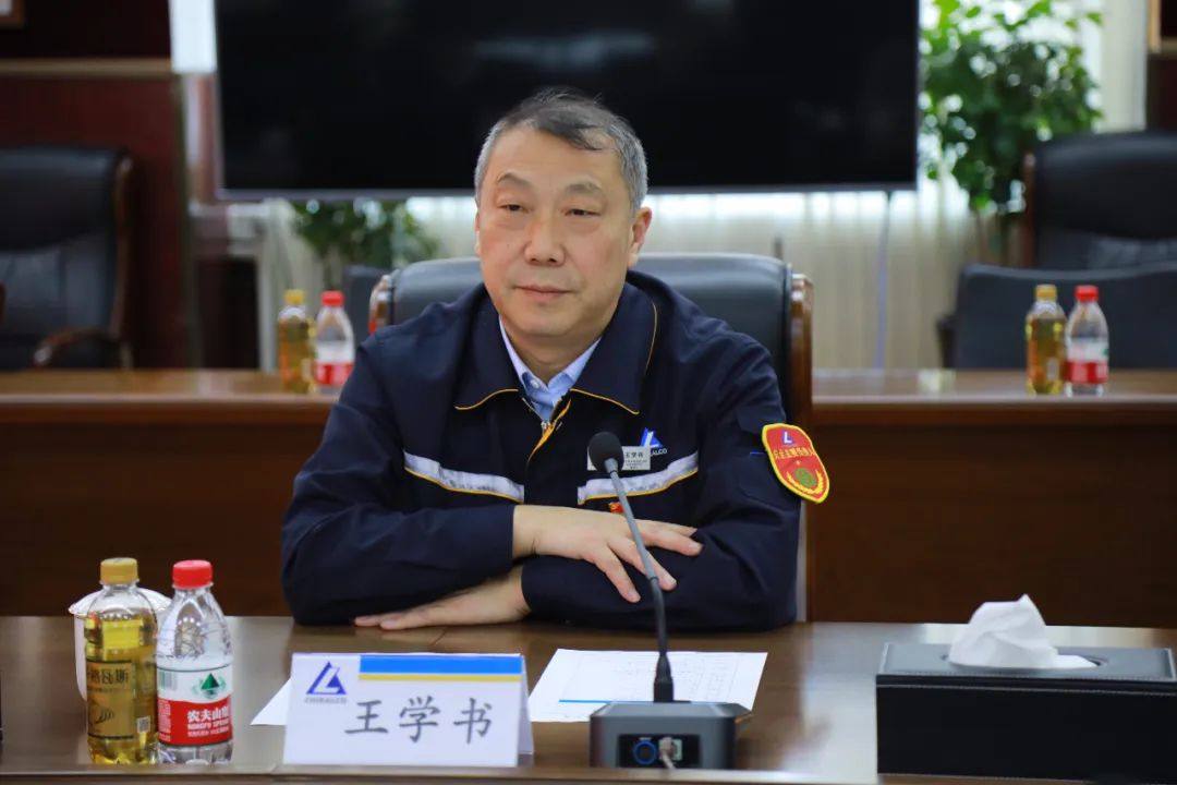 中国航空工业科技委副主任刘林一行到东轻交流访问