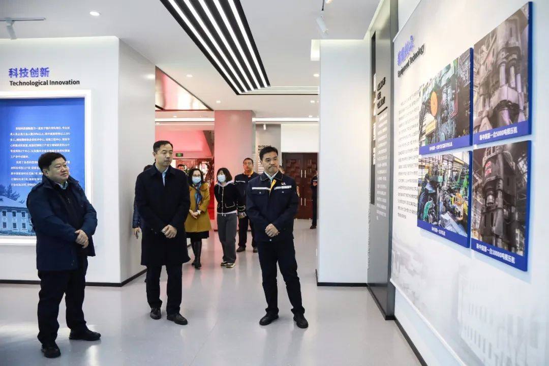 哈尔滨市统计局局长佟宇一行到东轻调研