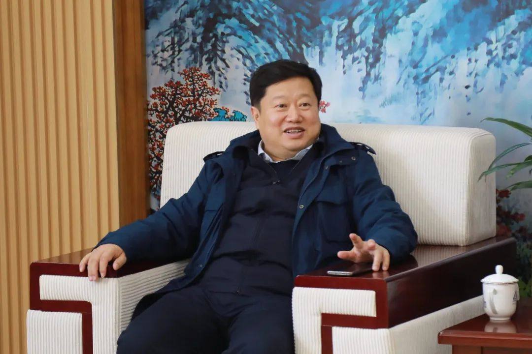 哈尔滨市统计局局长佟宇一行到东轻调研