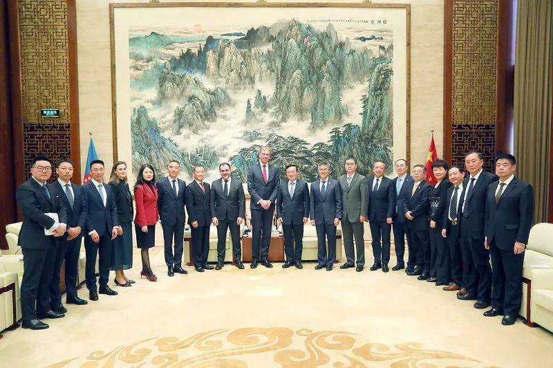中国五矿董事长翁祖亮会见力拓集团首席执行官石道成