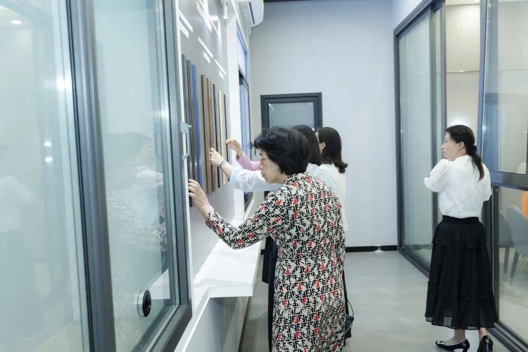 肇庆市妇联主要领导一行到广东高登铝业走访调研，推动巾帼企业高质量发展