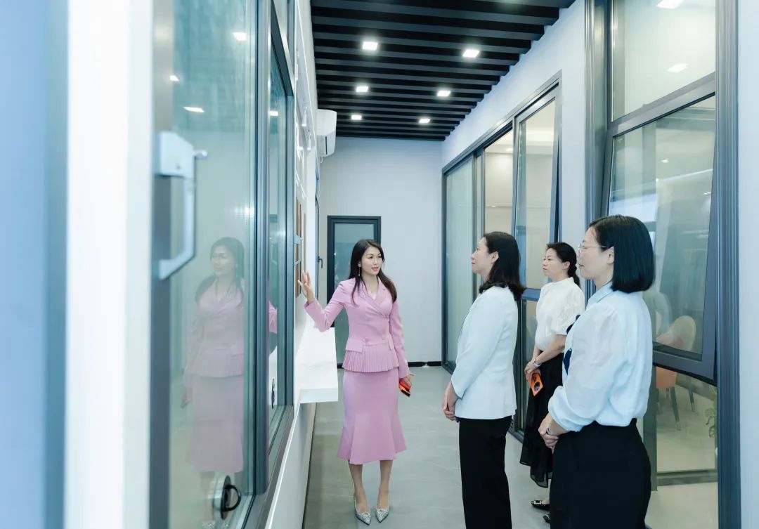 肇庆市妇联主要领导一行到广东高登铝业走访调研，推动巾帼企业高质量发展