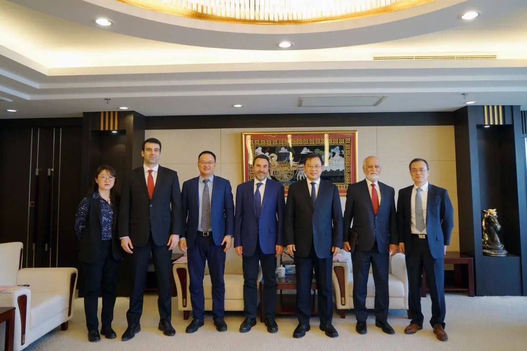 中國有色集團奚正平董事長會見哈薩克礦業集團董事長奧列格·諾瓦丘克一行