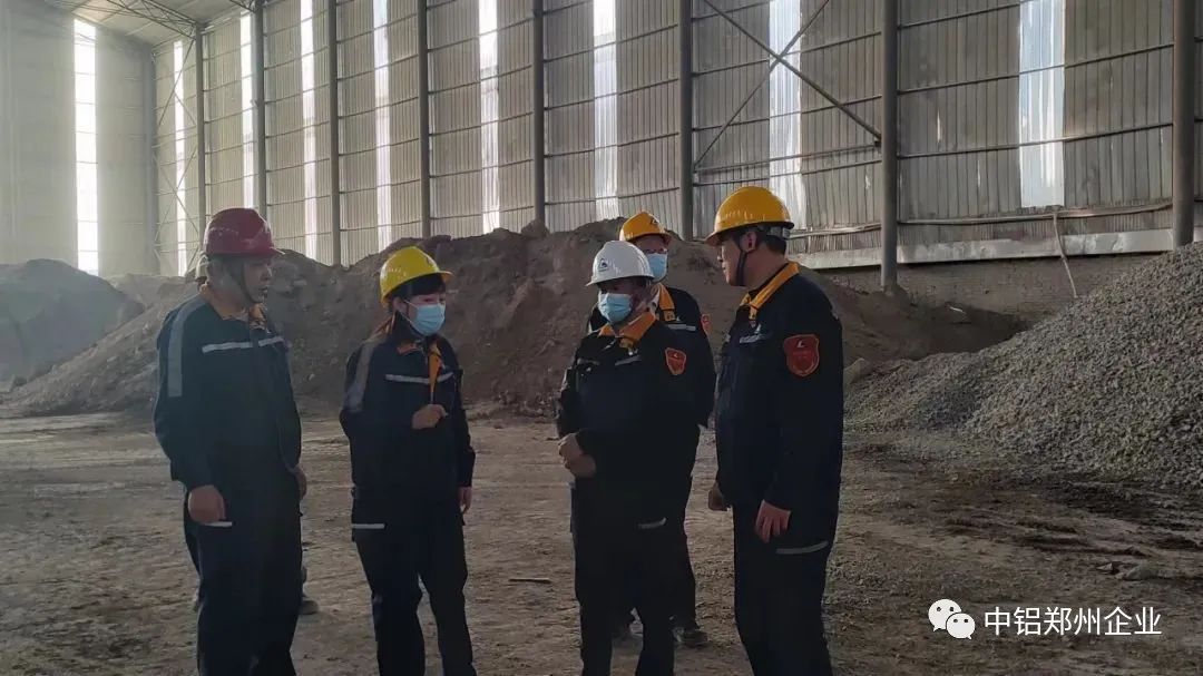 中鋁鄭州公司領導張際強到長城鋁業環保新材料廠調研