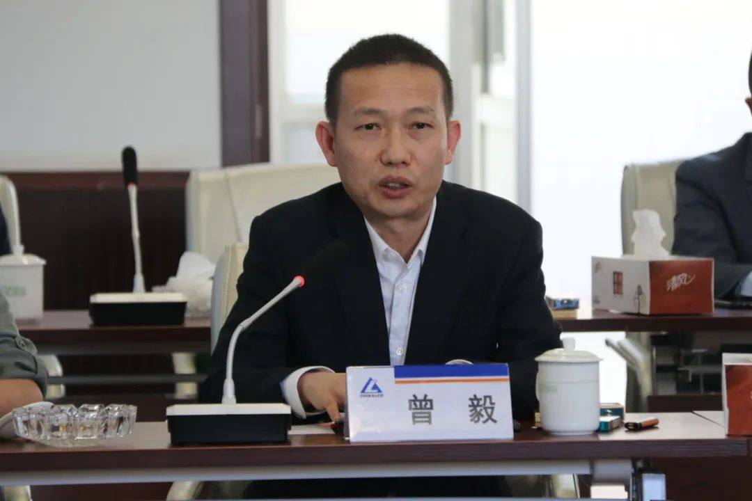 云铝浩鑫与云南中烟共同举办烟用箔交流洽谈暨云产卷烟宣介会
