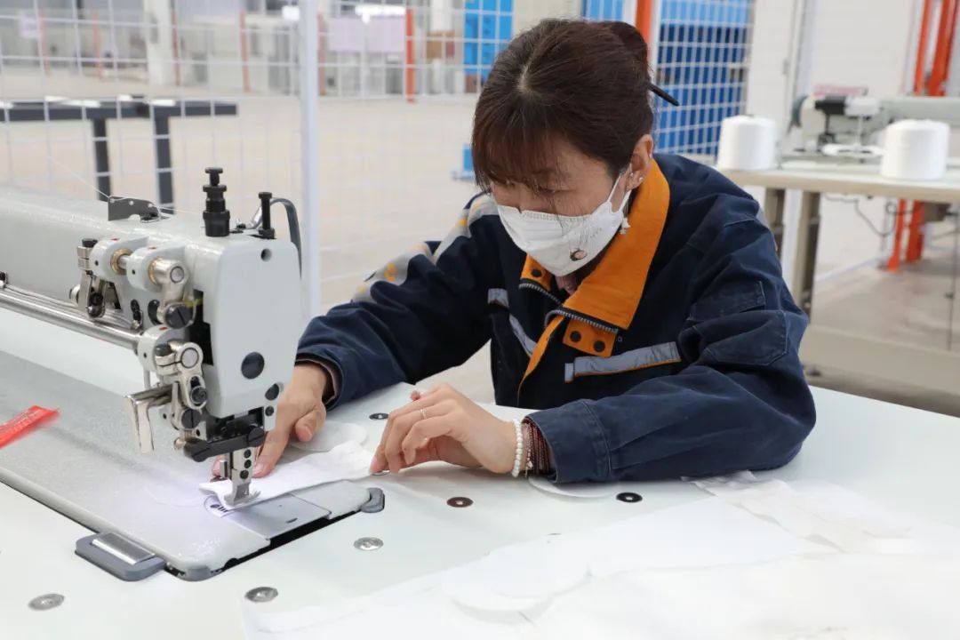 云铝淯鑫公司成功加工出首批水过滤布袋
