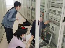 云南省计量检测中心到云铝海鑫公司开展电能表检定