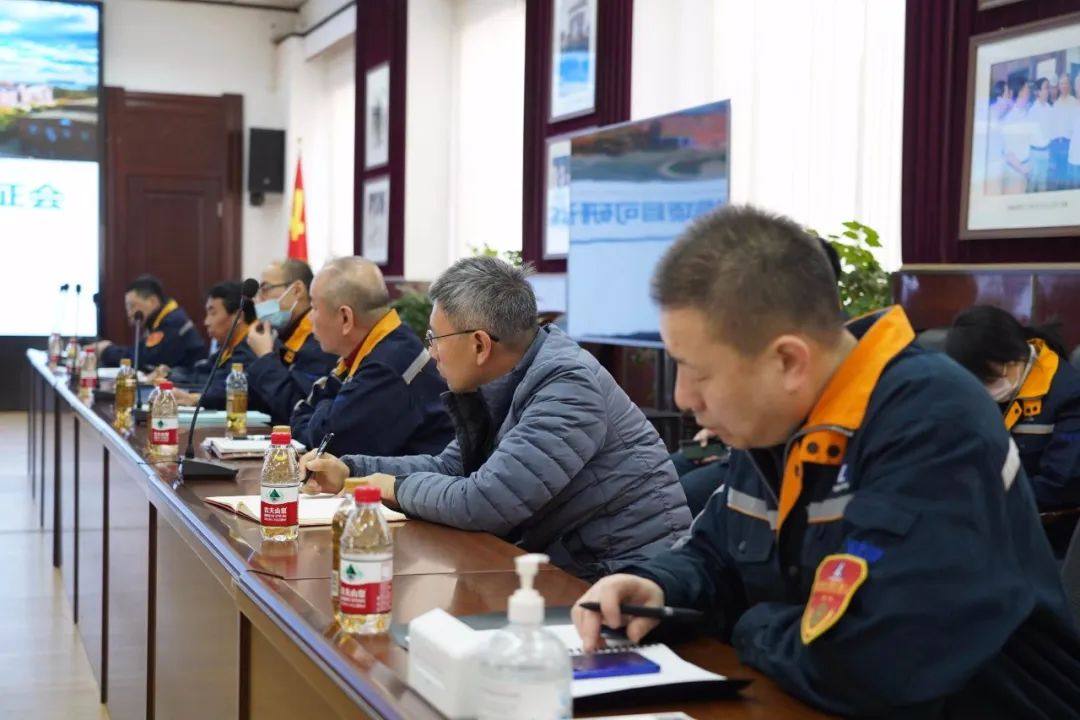 东轻召开航空航天某生产线项目可研专家论证会