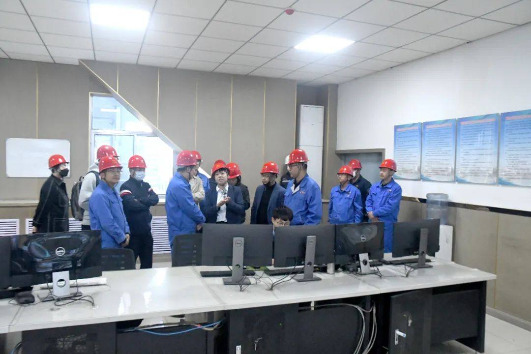 北京中科润宇环保科技公司高管来白银集团考察