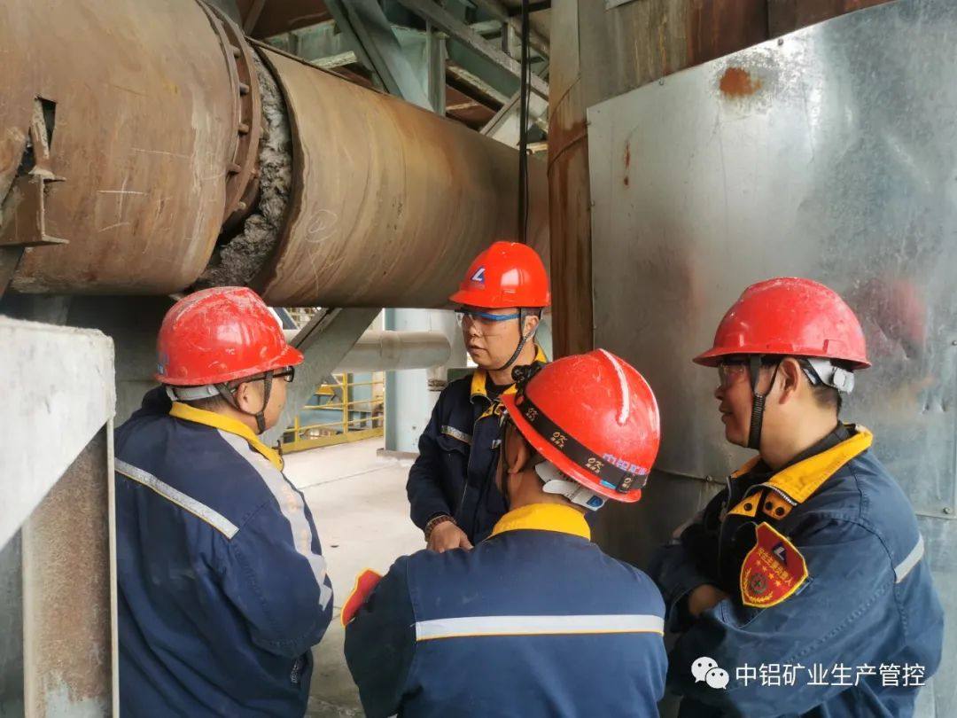 中铝矿业生产管控中心蒸发焙烧工序圆满完成三组蒸发器提效降耗检修作业