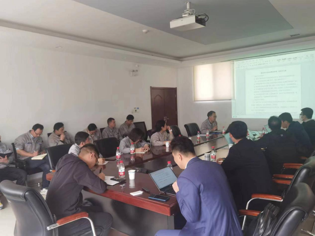 中信戴卡工程技术研究院工艺研发部经理李力重一行到三门峡戴卡公司指导技术工艺提升改进