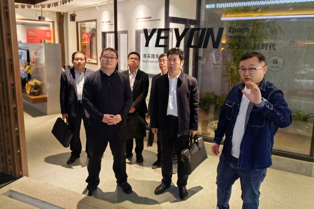 滨州市技师学院领导到山东铝协对接交流