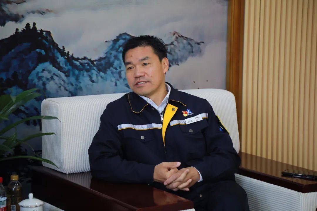 昆山煜鑫精铝材料有限公司董事长张国良一行 到中铝东轻访问
