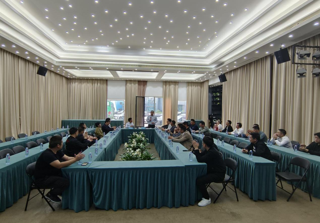 荆州市门窗行业协会走访团访问博仕门窗