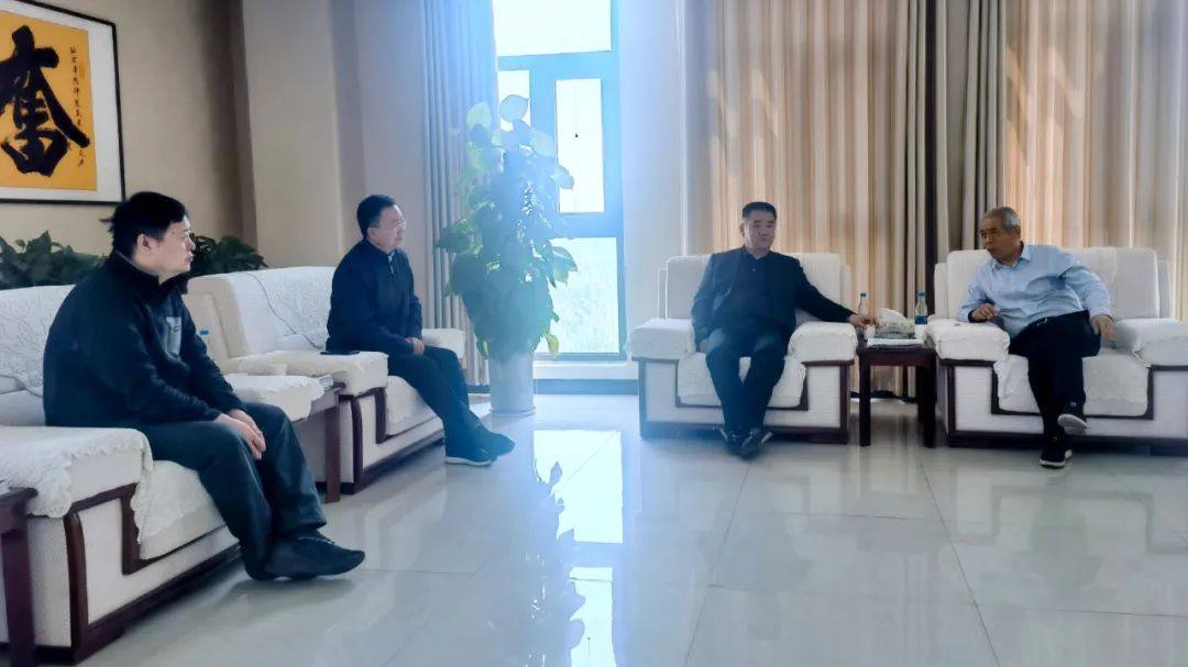 宏躍集團於洪董事長到萬洋冶煉集團有限公司考察