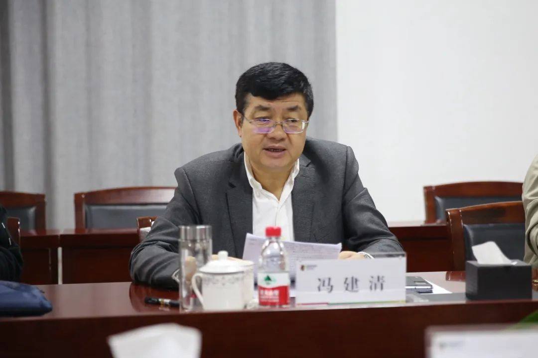 国家电投铝电公司冯建清就遵义公司扭亏脱困难点问题开展调研