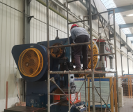 昆明銅業扁材事業部聯合安全生產環保部、加工制造部完成設備大修任務