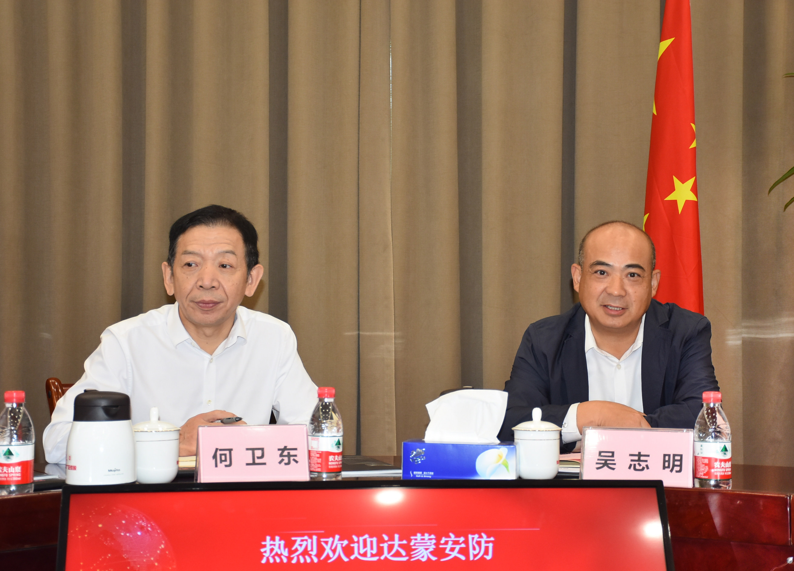 达蒙安防何卫东董事长一行莅临知识城广亚参观考察