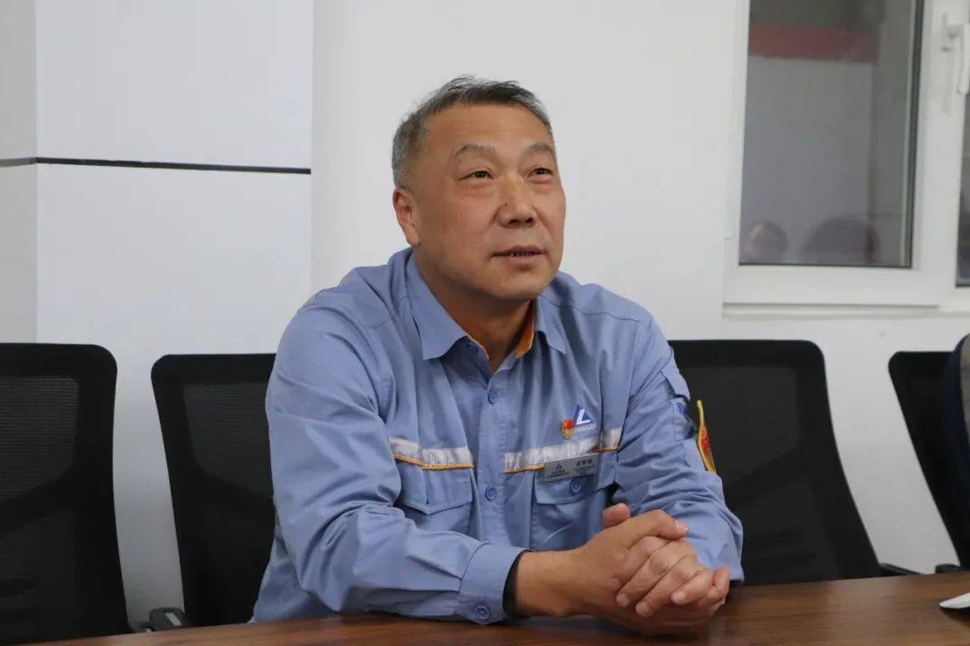 王学书深入东轻熔铸厂北线作业工区乙班班组开展安全检查专项调研