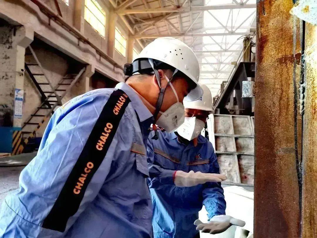 欧小武到遵义铝业公司开展主题教育专题调研