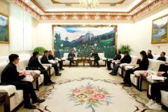 西部礦業集團公司與西藏昌都市委市政府舉行座談