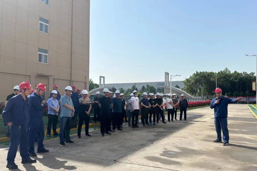 河南省有色金属行业协会到恒康铝业进行安全生产观摩交流活动