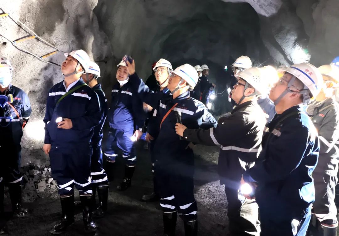西部矿业集团公司2023年度矿山专业技术交流会圆满结束