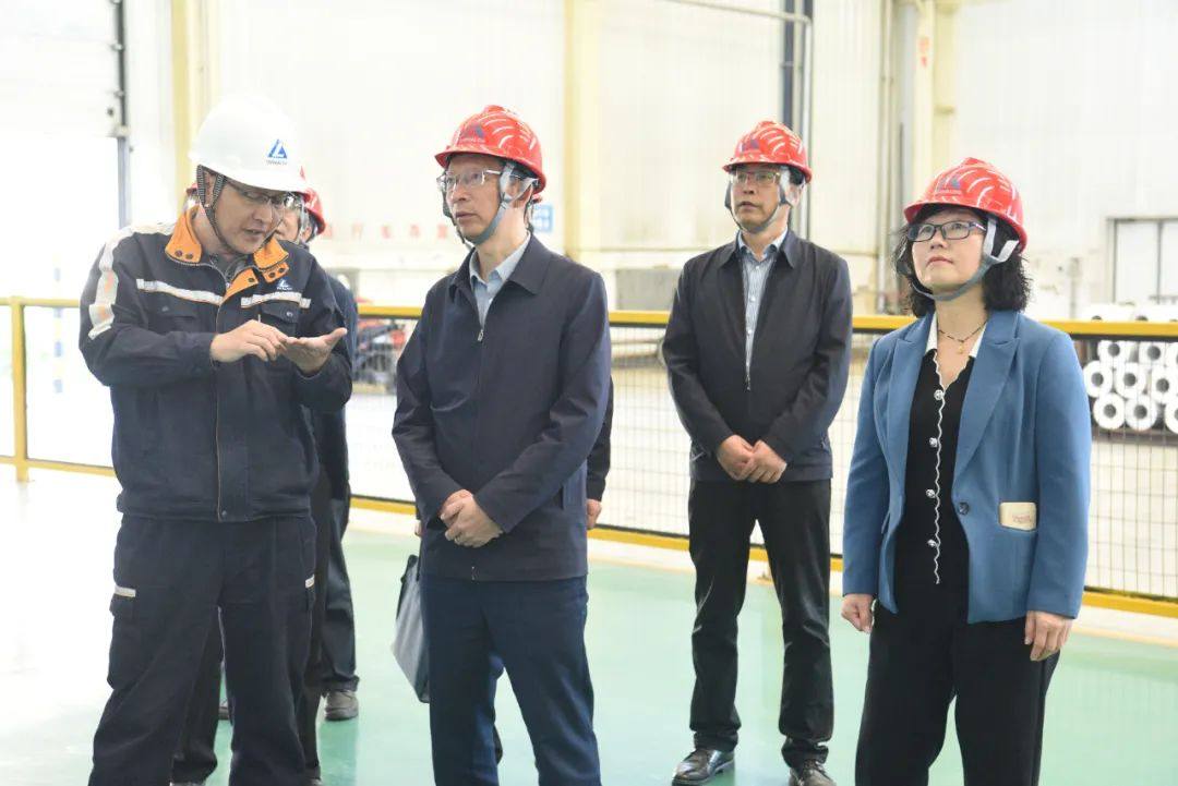 定西市政协副主席、民革定西市主委刘永维来西北铝调研